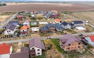 Casă nefinisata la sol in Fântânele, cartier nou Comsion 0 - Poză 7