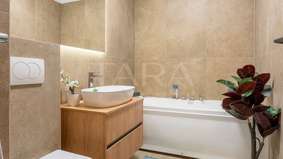 Apartament modern cu 2 camere și terasă generoasă – zona Iulius Mall. - Poză 24