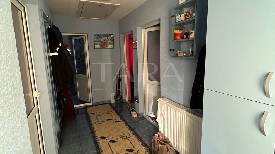 Apartament 3 camere in zona Primariei - Poză 3