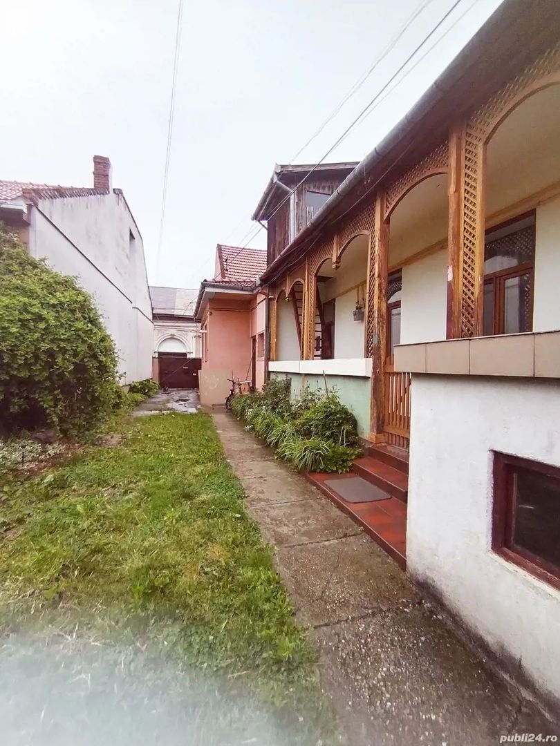 BRASADAS vinde ap 2 cam PARTER la curte zona CENTRALA. - Poză 7