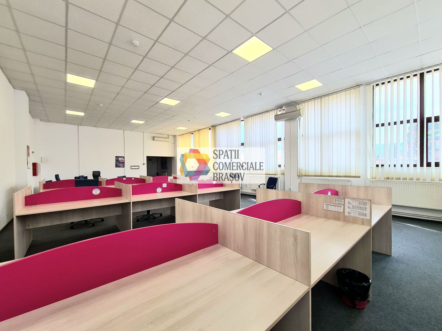 Spatiu birouri de închiriat Brasov - 130 mp # spatii-comerciale-brasov.ro - Poză 1