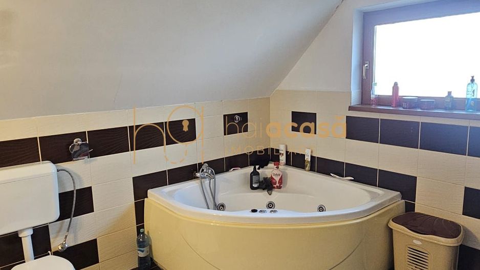 Casă / Vilă cu 8 camere de vânzare în Manastur, Cluj-Napoca - Poză 51