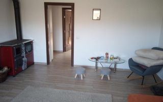 Închiriez pe termen lung casă – Comuna Tomești, sat Chicerea, jud IASI - Poză 4