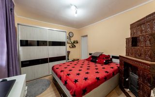 Casă Ștefănești – 1 km de Primărie | Curte mare, zonă liniștită - Poză 6
