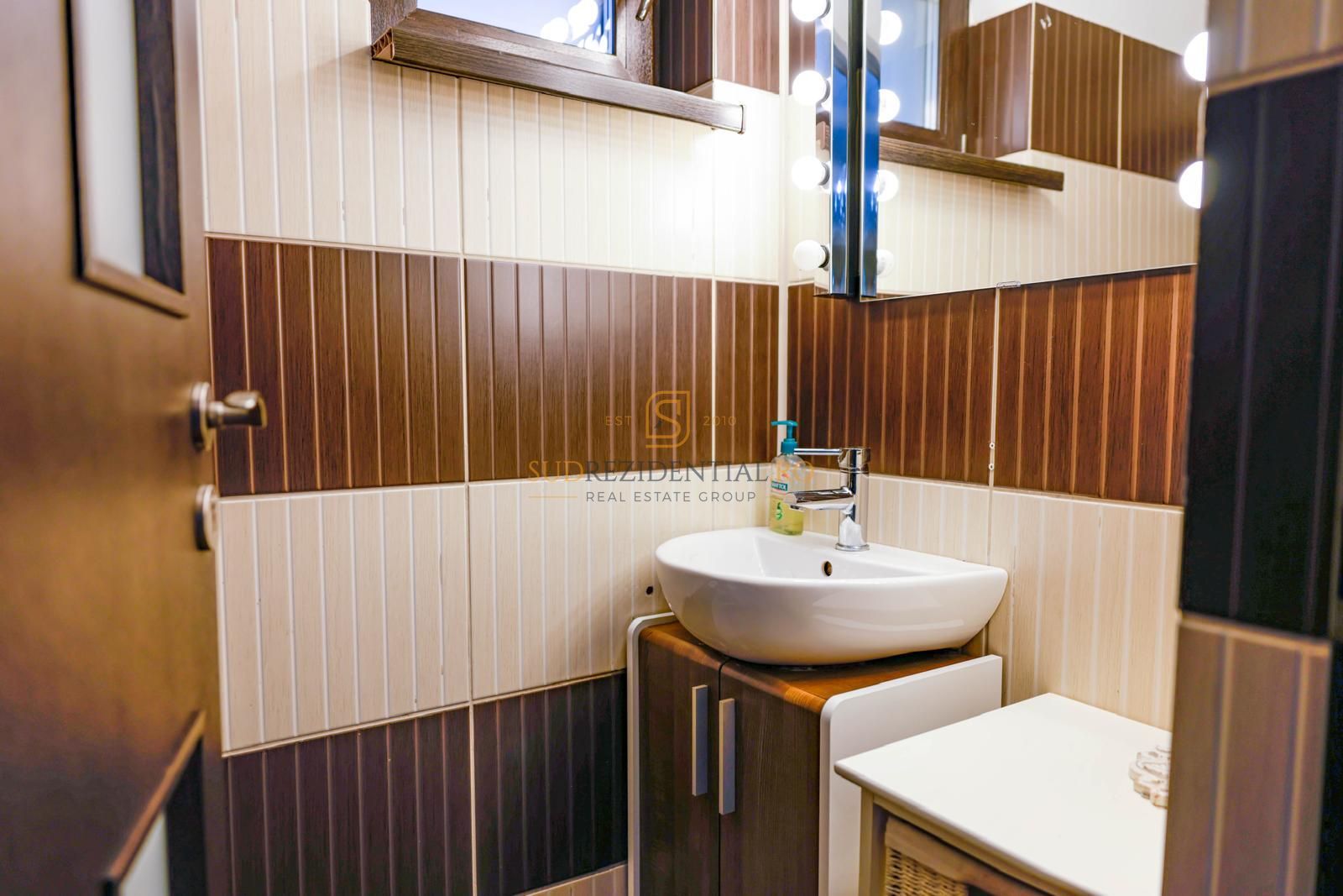 Vila individuala, P+1+M, 4 camere, Parcul Carol, Eroii Revolutiei - Poză 12