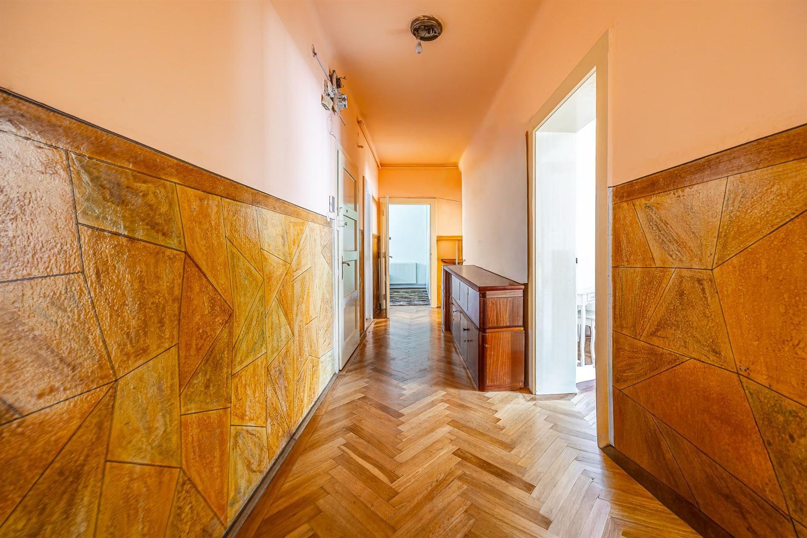 Oportunitate unica | Ap 3 camere cu 105 m utili | Priveliste | Curte Central Brasov - Poză 16