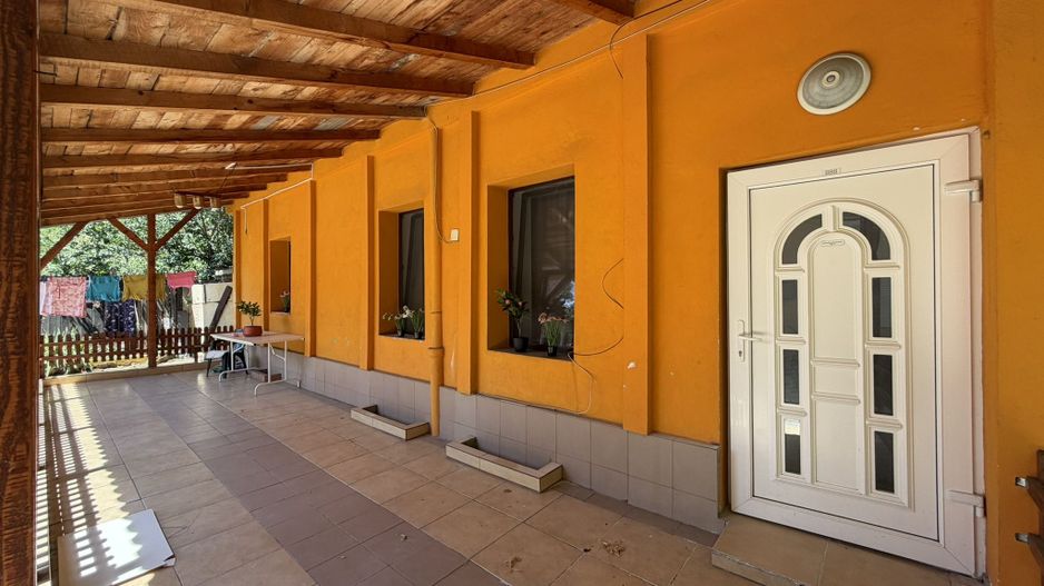 Apartament 2 camere cochet, renovat, curte ingrijita-Piata Catedralei - Poză 3