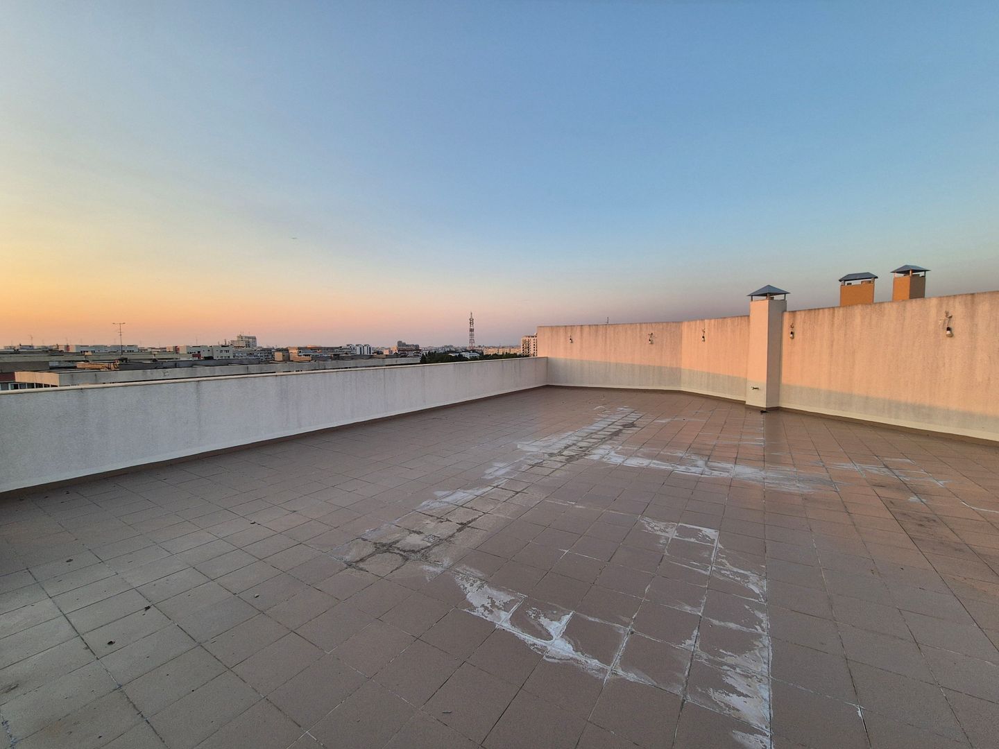 Penthouse 104,97 mp + 192,81 mp terase - piata Sudului - Poză 14