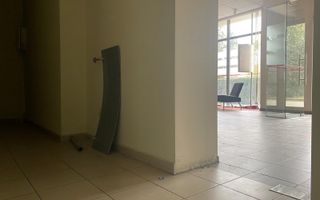 Spațiu comercial de închiriat-zonă ultracirculată, Micro 3 -Târgoviște - Poză 6