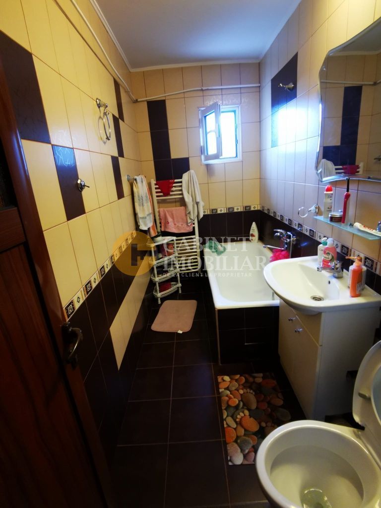 Apartament 2 Camere Nicolina Prima Statie 55 MP - Poză 6