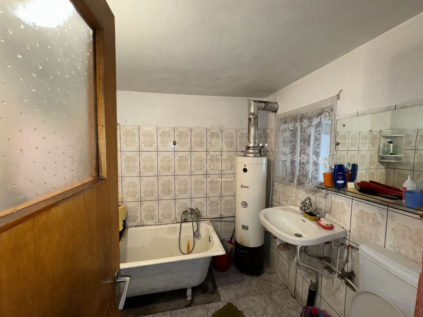 CASA 4 CAMERE, TEREN 604 MP, VOINESTI LERESTI, COMISION 0% - Poză 21