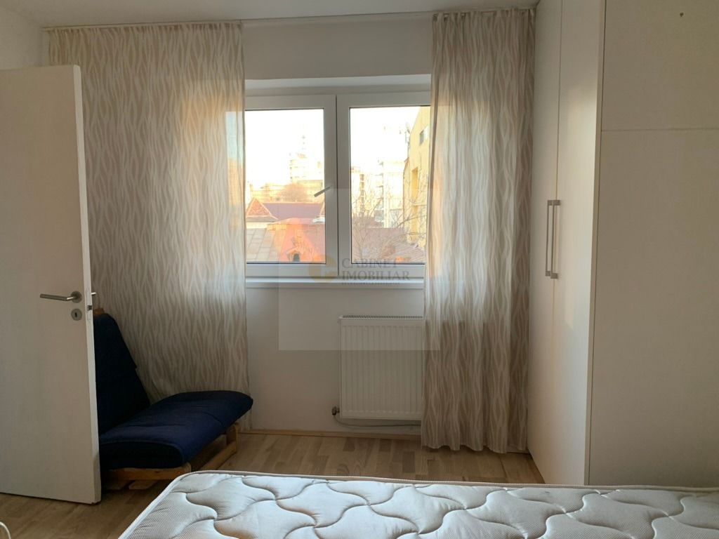 Garsoniera | Victoriei | Bloc 1974 | Creditabil - Poză 1