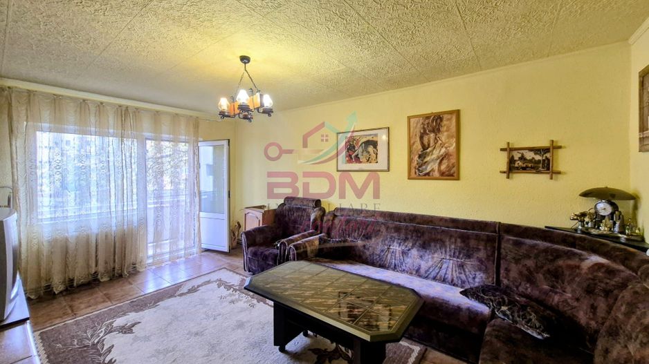 0% Comision | Apartament 4 camere | etaj 1 | 77 mp I garaj I Materna - Poză 4