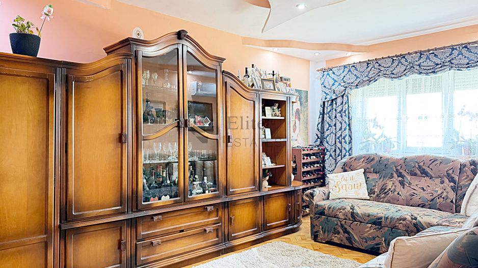 Apartament cu 3 camere in Nufarul, Oradea | PB Decomandat - Poză 1