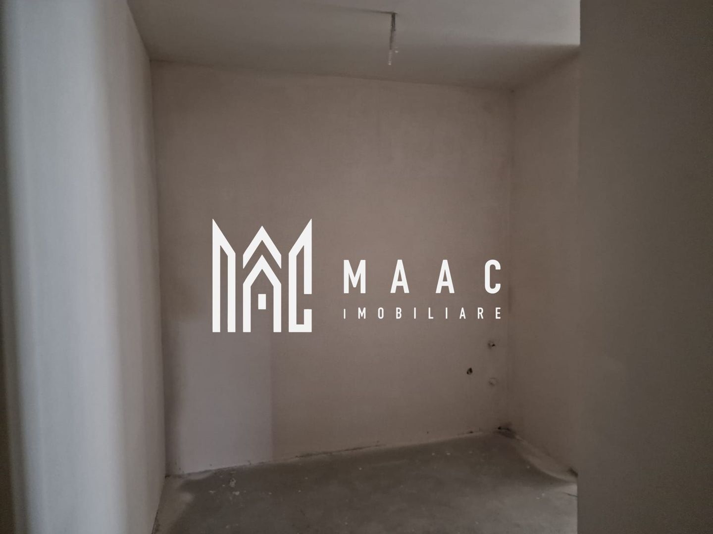 Apartament 2 Camere | Decomandat | Etaj 2 | Balcon | Parcare - Poză 13