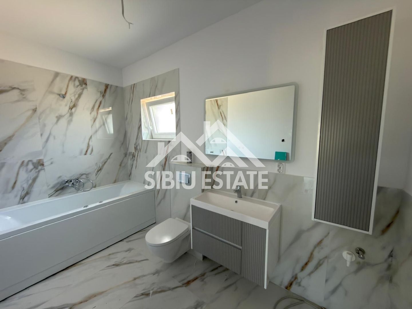Casa finisata la cheie , Selimbar, Sibiu - Poză 3