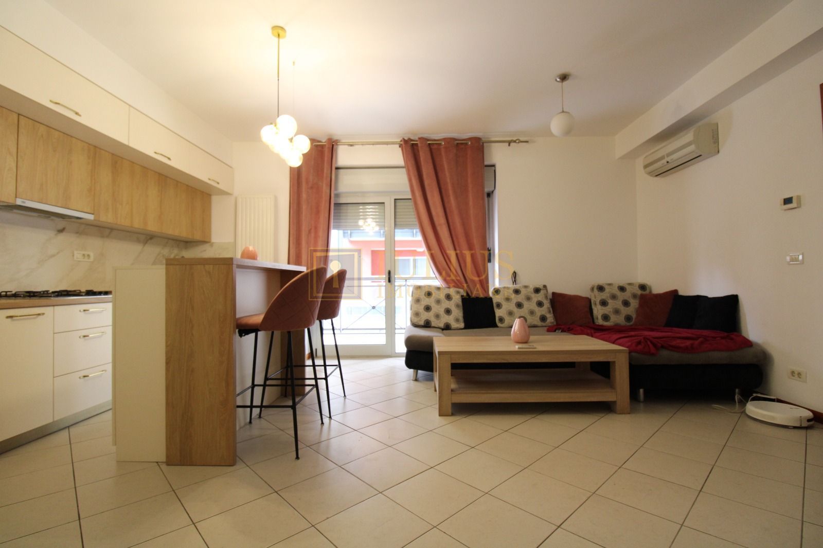 2 camere, terasă 14 mp, mobilat și utilat, lift – Complex Ring, Torontalului - Poză 1