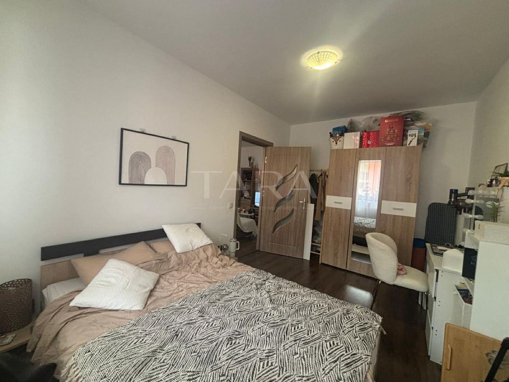 Apartament cu 3 camere, 57 mp, balcon și boxă – zona Panemar. - Poză 2