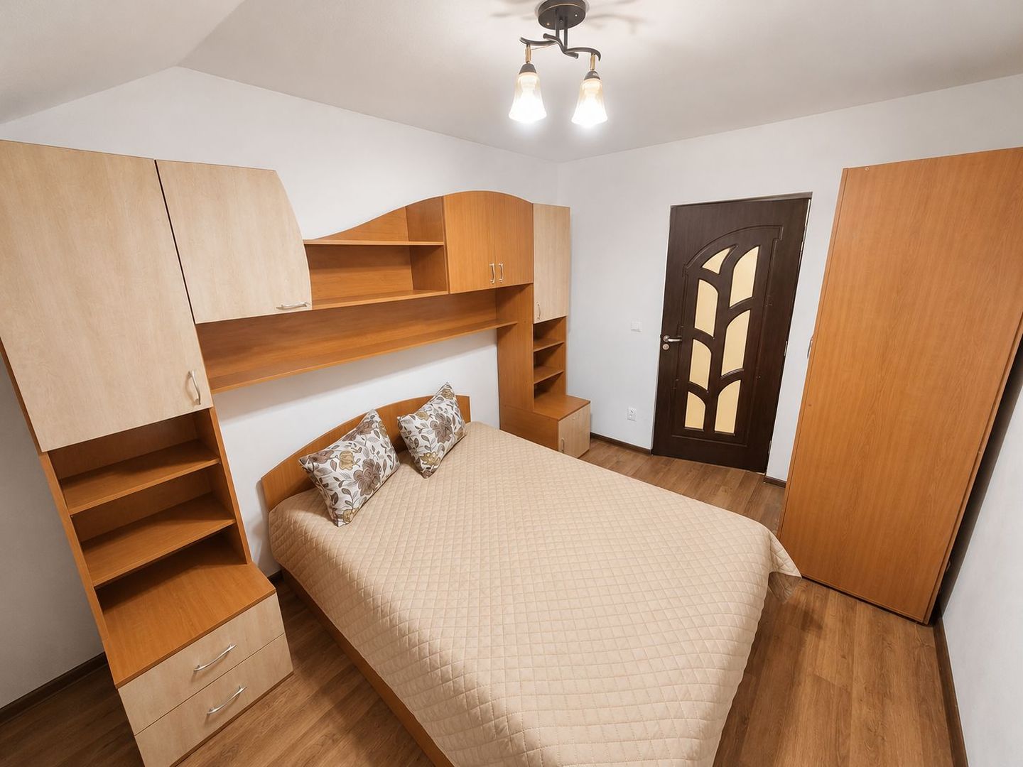 COMISION 0%, Apartament 3 Camere, 68mp, Decomandat, Soarelui, Judetean - Poză 6