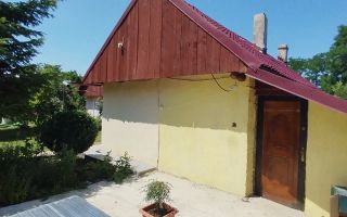 Casă de vânzare, zona Al. I. Cuza, Iași - Poză 1
