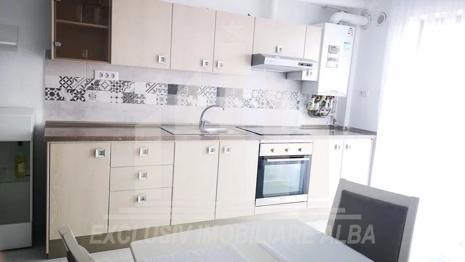 Apartament 2 camere decomandate, Cetate - Poză 4