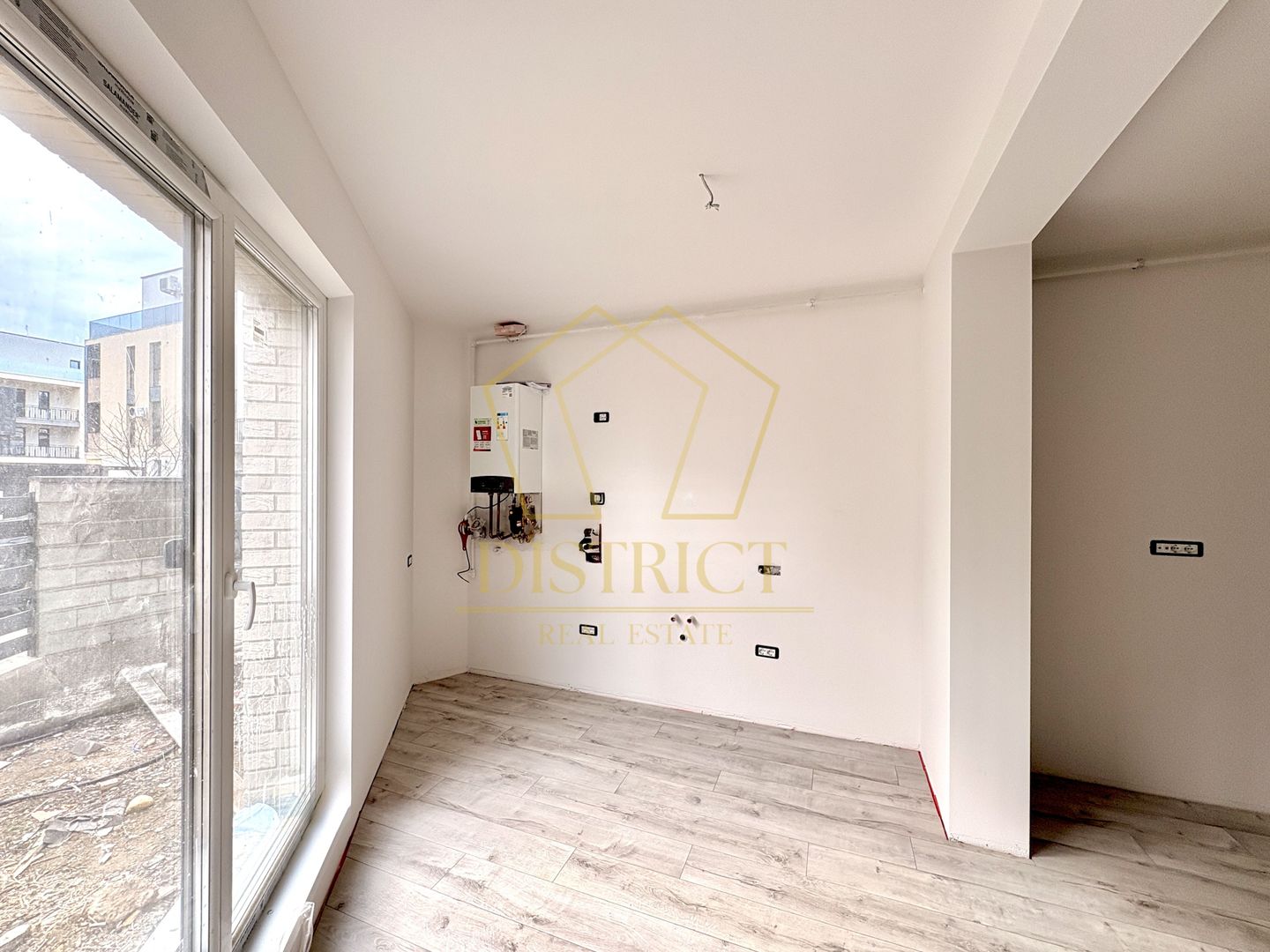 Apartament cu o camera si curte de 14mp | Buziașului | Hornbach - Poză 5