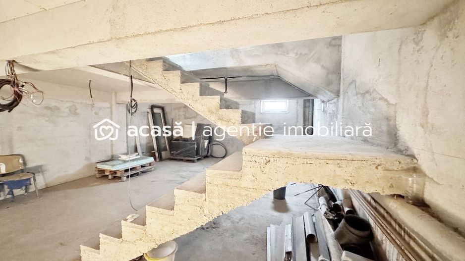 Vilă unică, gata să devină locuința ta de vis, în Livada. - Poză 6