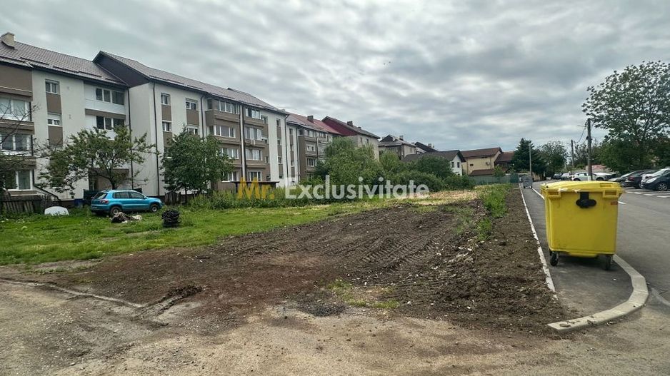 Teren intravilan 705 mp, zonă mixtă CM, POT 60%, Ghermănești - Poză 1