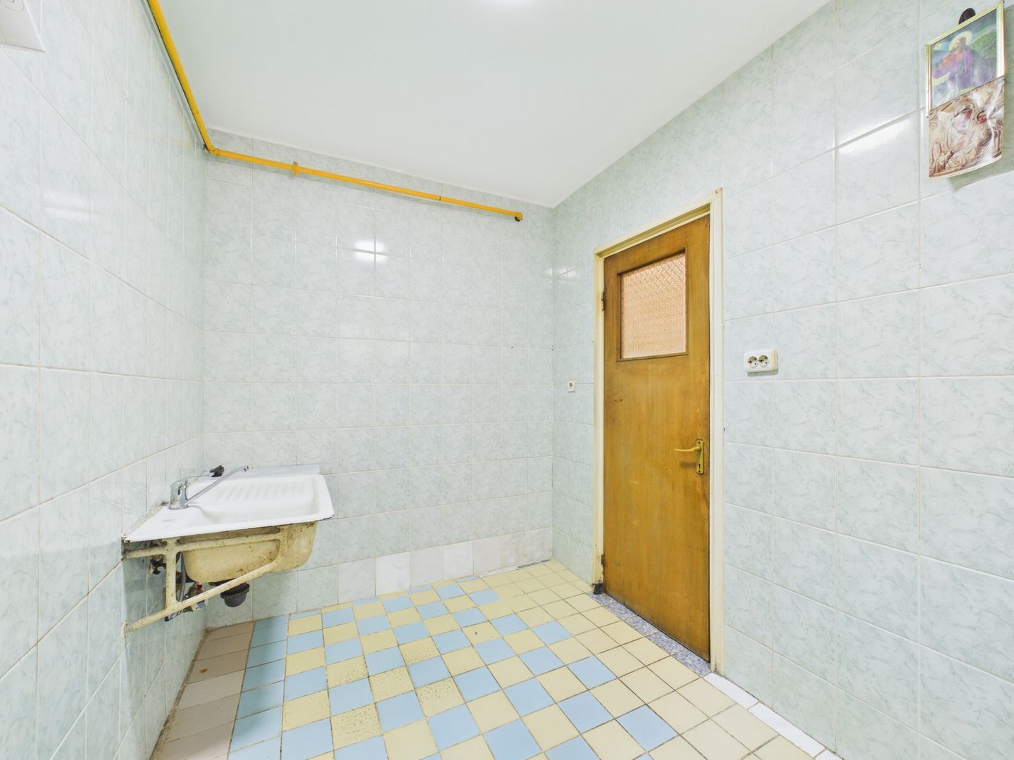 Apartament cu 3 camere de vânzare în zona Giurgiului - Poză 12