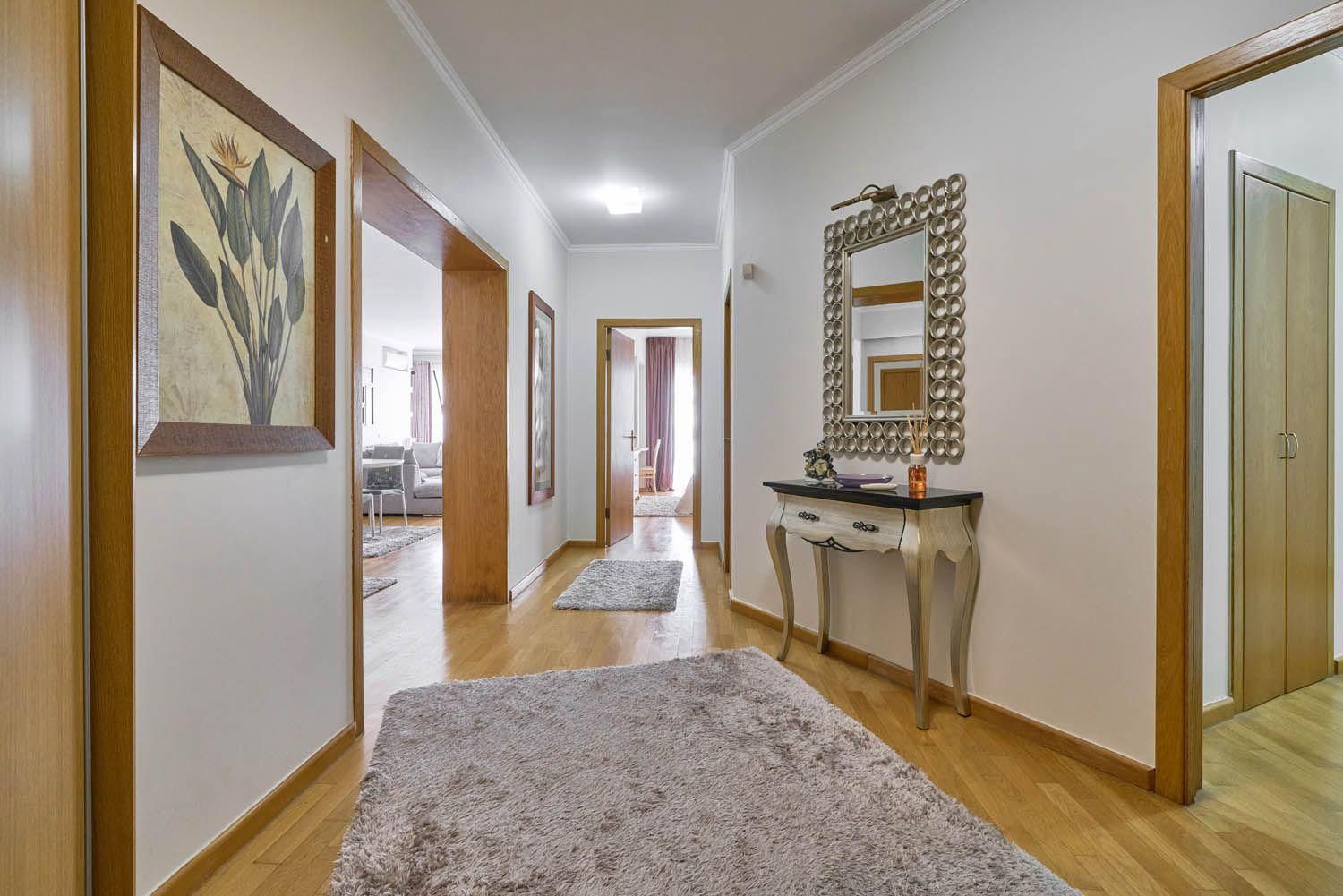 Apartament cu 3 camere decomandat în Herăstrău - Poză 8