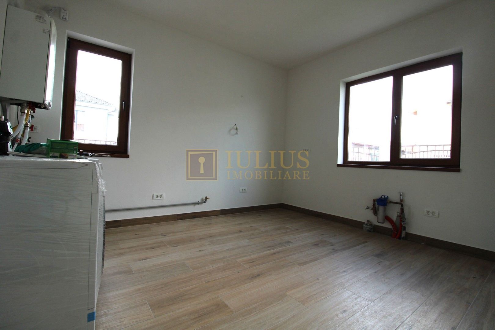 Casă modernă – prima închiriere | Dumbrăvița, zona Cora - Poză 12