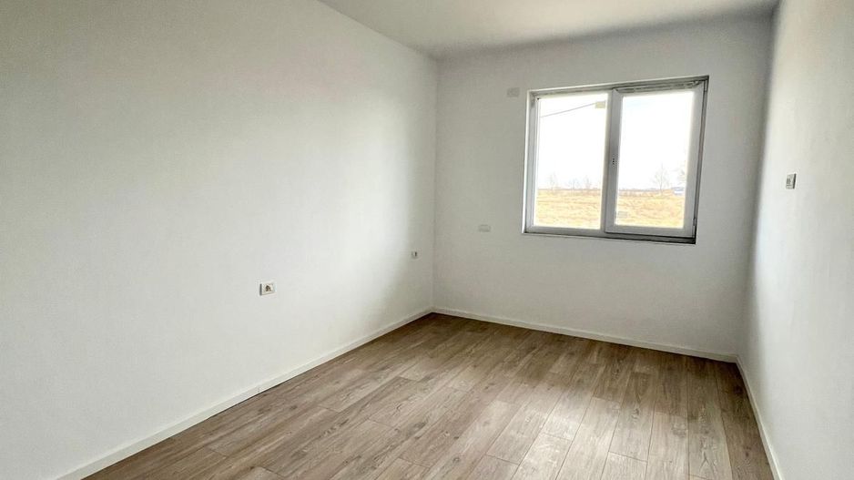 Apartament 3 camere cu grădină- Neptun Giroc - Poză 4