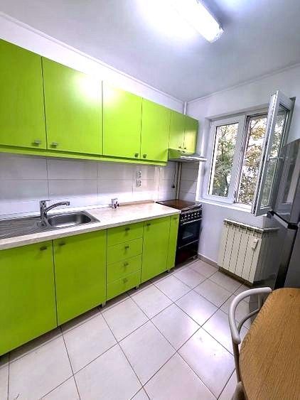 🏡 Închiriez Apartament cu 2 camere renovat, Bd. Basarabiei, etaj 2 - Poză 13