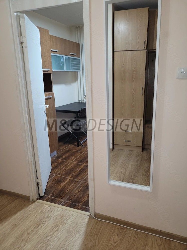 Apartament 2 camere et. 3 din 4, zona Soarelui - Poză 3