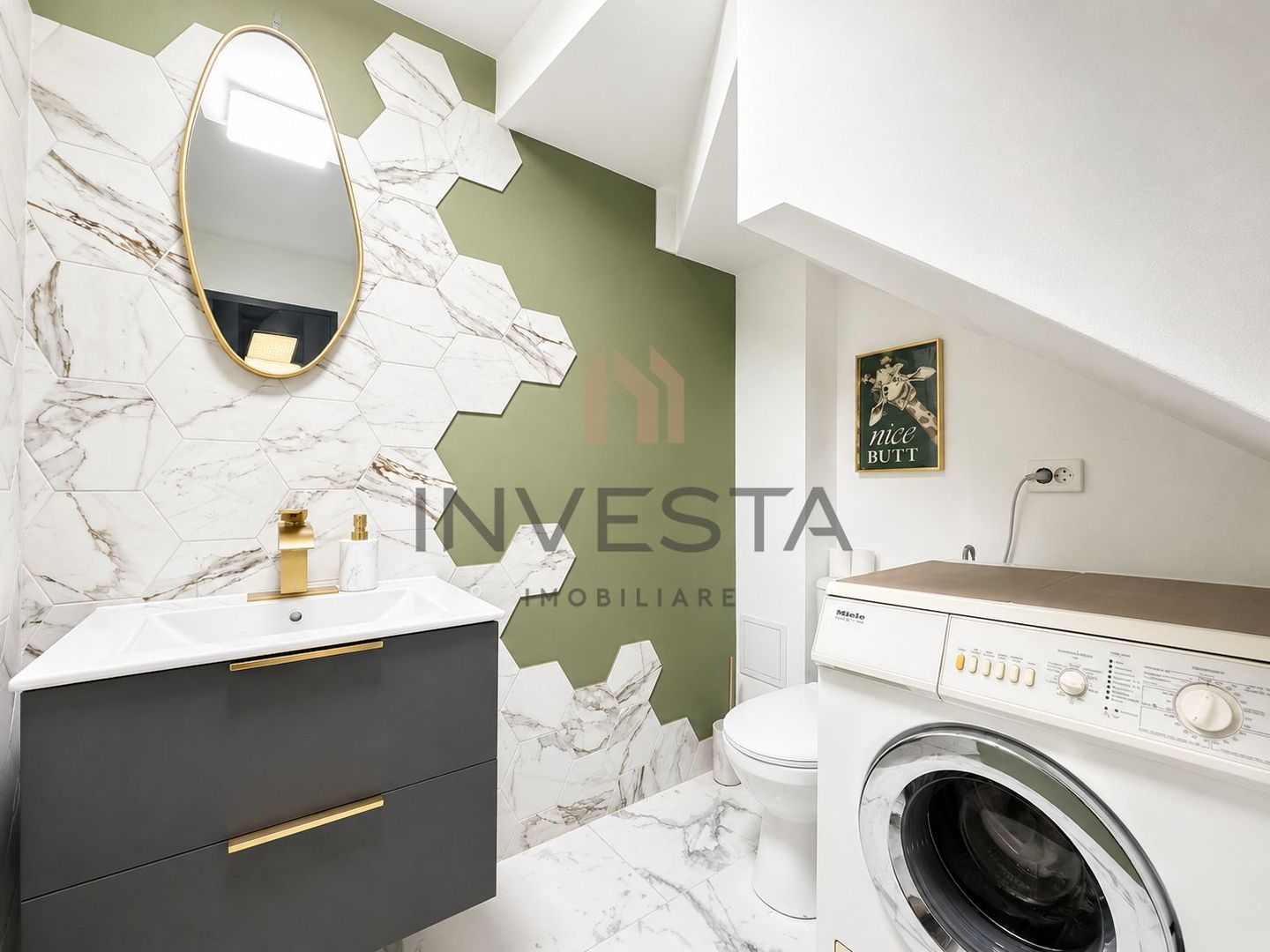 Apartament 3 camere decomandat de inchiriat in vila, zona Centrala! - Poză 7