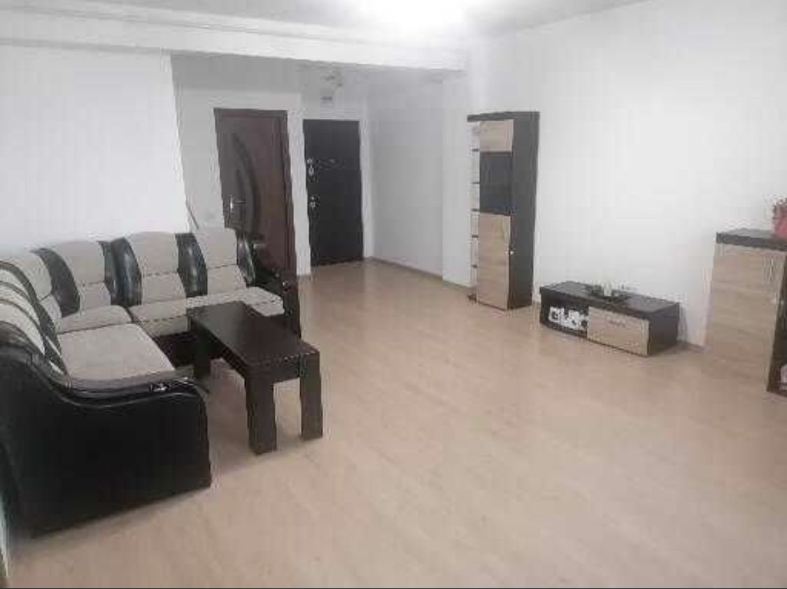 Vand apartament cu 2 camere, zona compozitori - Poză 2