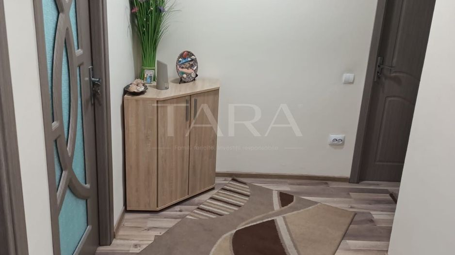 Apartament de vânzare - Poză 2