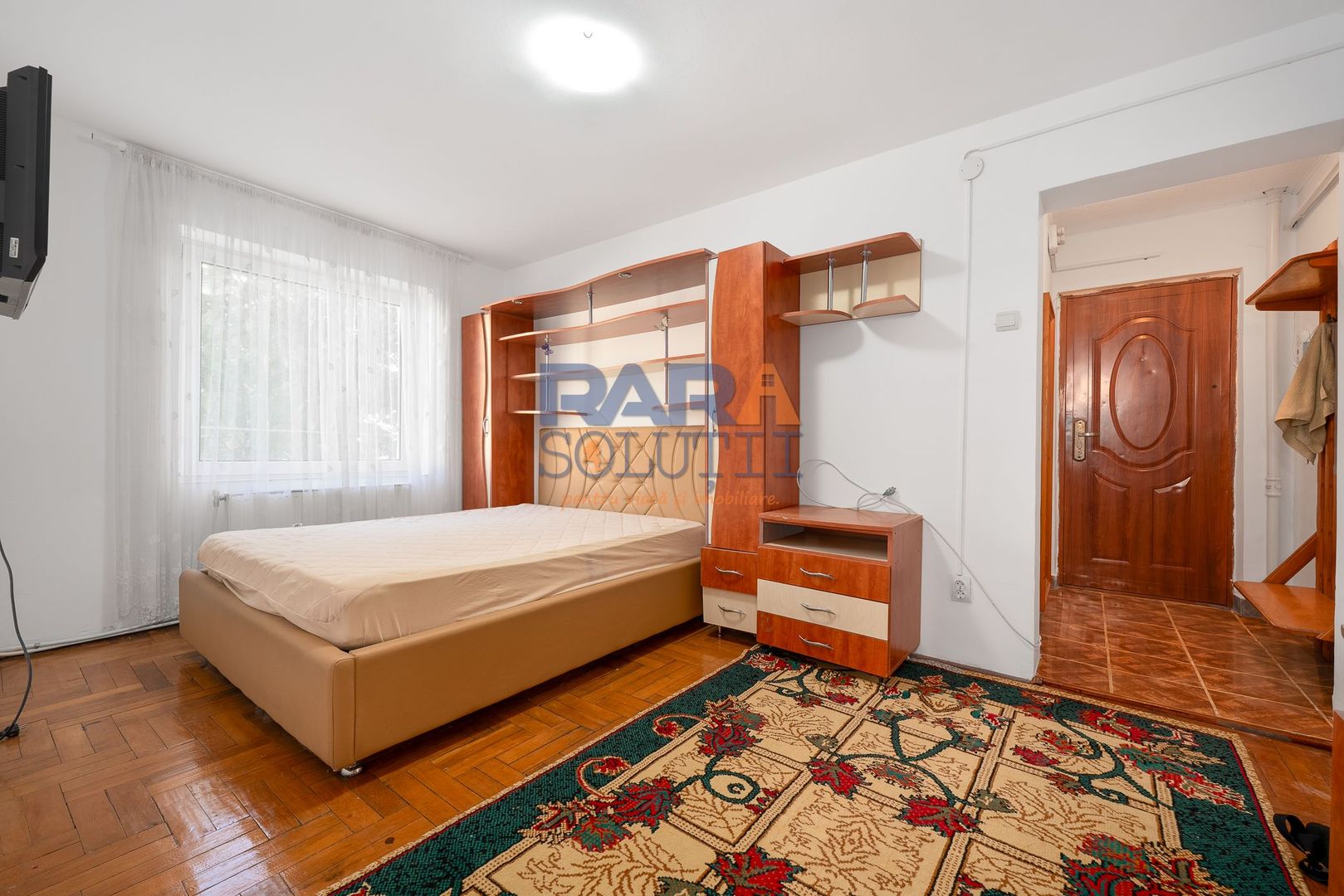 Chirie - garsonieră aproape de centru - Poză 2