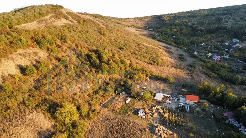 Casă în Vladiceni, comuna Tomesti, județul Iași - 3 camere, 1360 mp teren - Poză 6