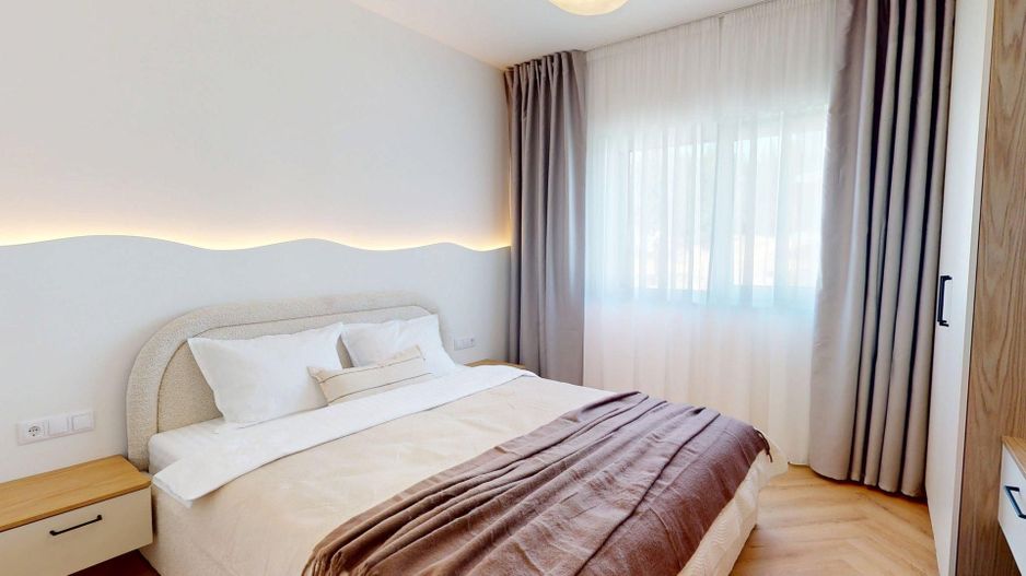 Penthouse 3 camere, 2 băi, mobilat complet, orientare SUD - întabulat - Poză 4