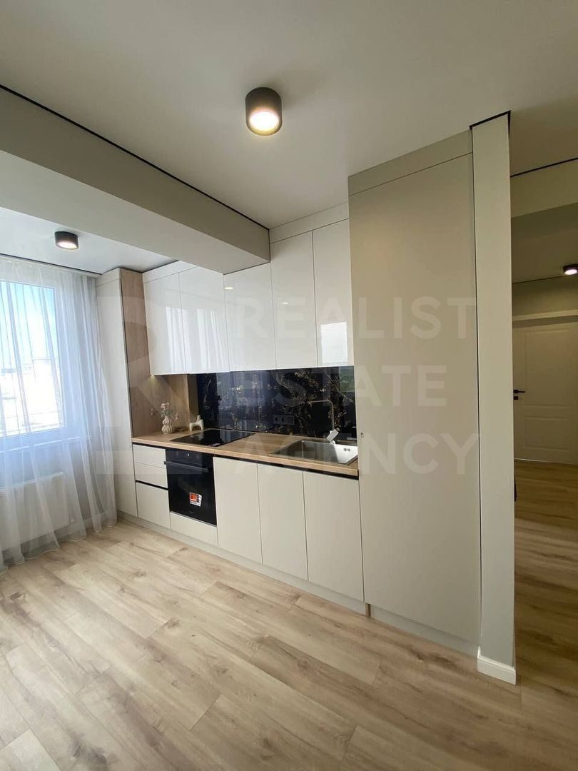 Vânzare, apartament, 3 camere, str. Cartușa, Dulești - Poză 1