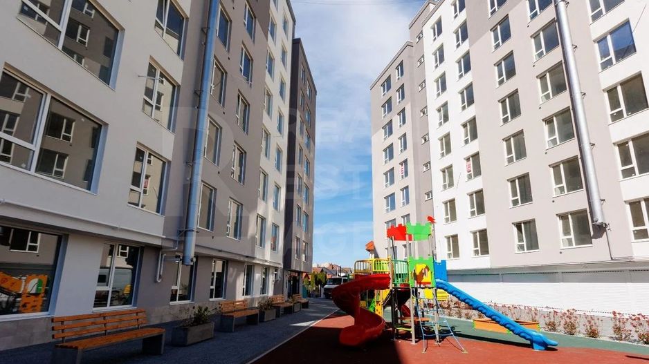 Vânzare, apartament, 2 odăi + living, bd. Cuza Vodă, Botanica - Poză 4