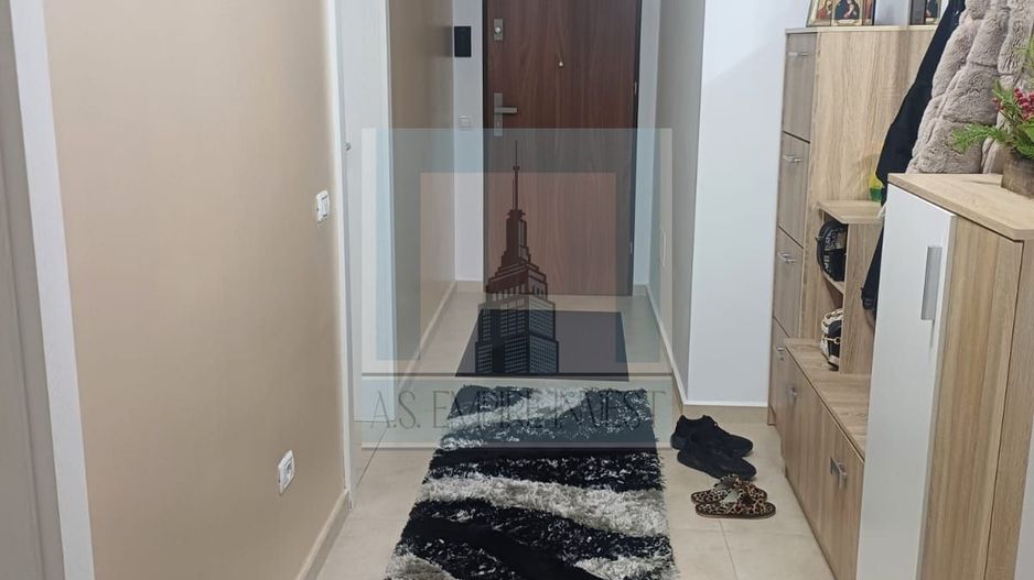 Vand Apartament complet mobilat in noua krontowers noua brasov - Poză 3