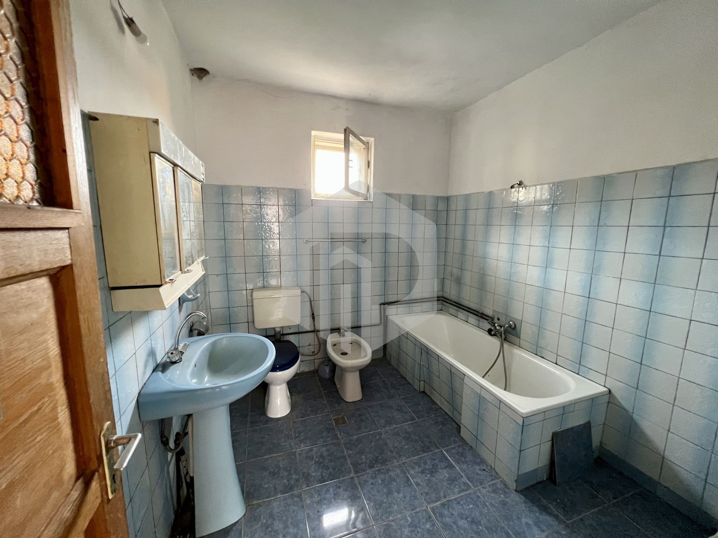 Casa individuala+ curte. Zona Lazaret/Balanta/ 3 Apartamente - Poză 11