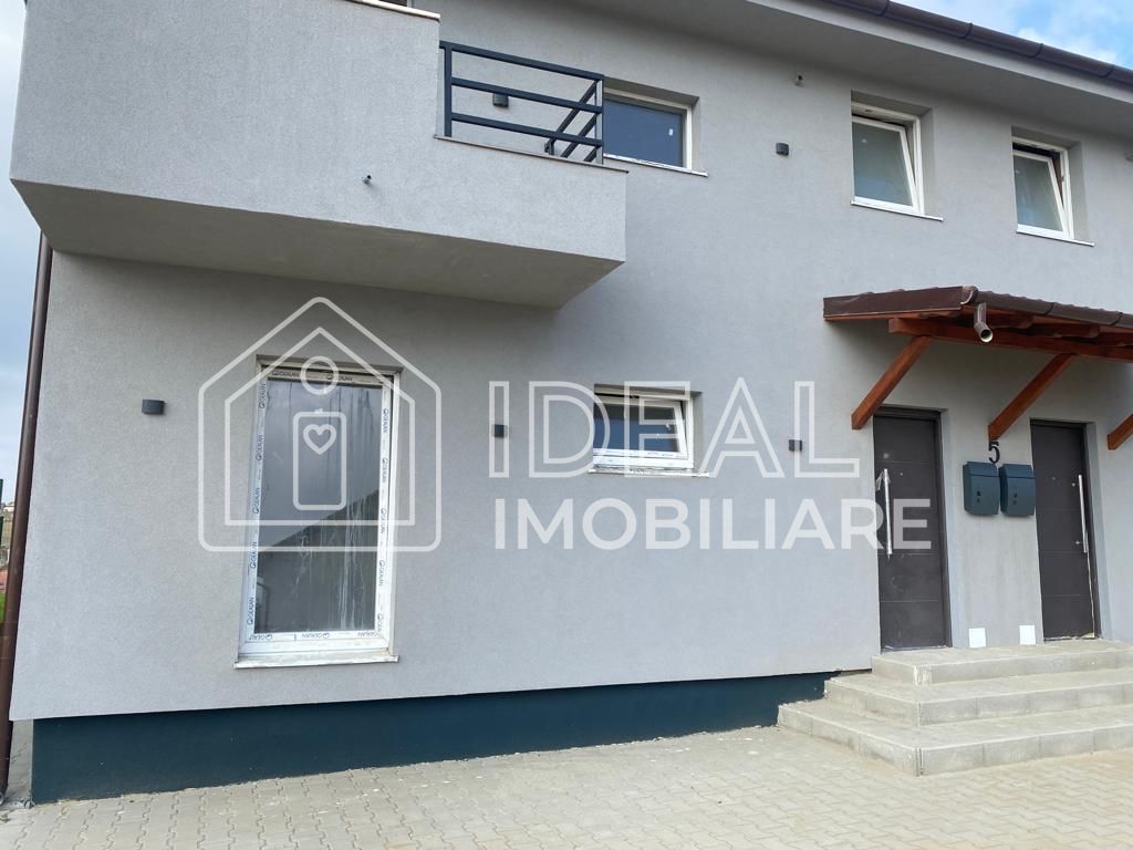 Casa tip Duplex in Sura Mare- Comision 0% - Poză 2