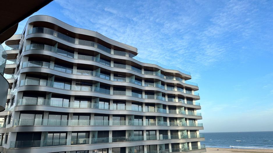 Apartament 3 camere Mamaia Nord cu vedere la mare - Poză 1