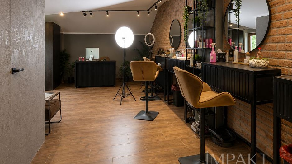 Spațiu comercial de vanzare – salon activ, randament imediat - Poză 13