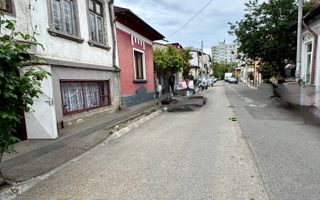 Casa Curte Individuala - Titulescu - Poză 1