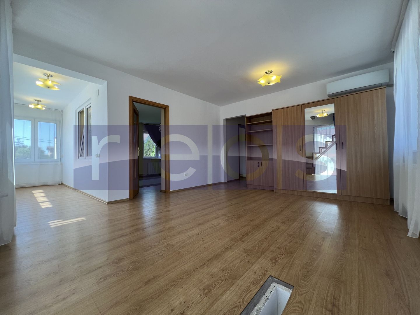 VANZARE CASA SPATIOASA SI LUMINOASA | ZONA CRANGASI / GIULESTI | TEREN 300 MP - Poză 7