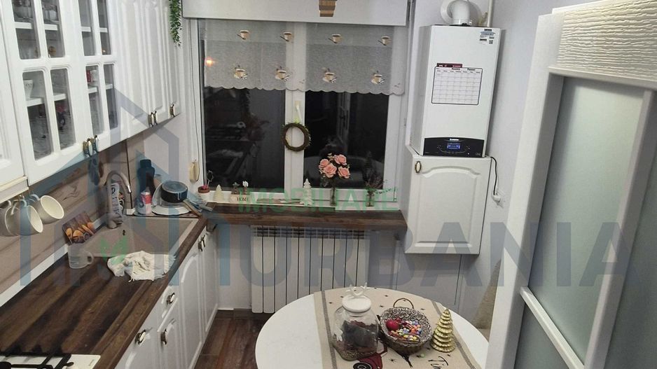 Apartament 3 camere Podu Roșu/ Splai Bahlui - Poză 3